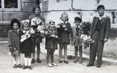 Children of Lidice (Left to right: Veronika Hanfová Libuše Müllerová, behind: Věra Vokatá Jana Müllerová Hana Špotová Václav Zelenka Václav Hanf)